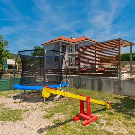 Villa Ruza - Omis By Guide