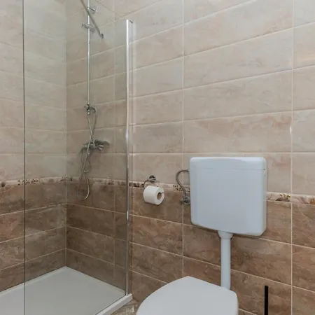 Ruza - Omis By Guide